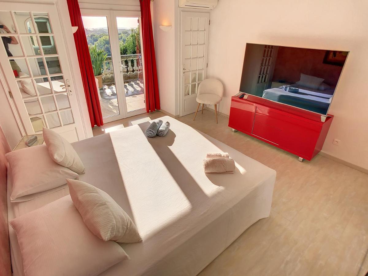 3 Bedrooms Villa Near Cannes - Pool & Jacuzzi - Sea View Mandelieu Kültér fotó