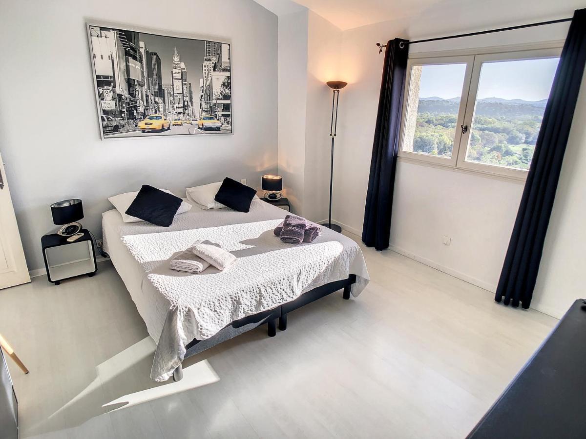 3 Bedrooms Villa Near Cannes - Pool & Jacuzzi - Sea View Mandelieu Kültér fotó