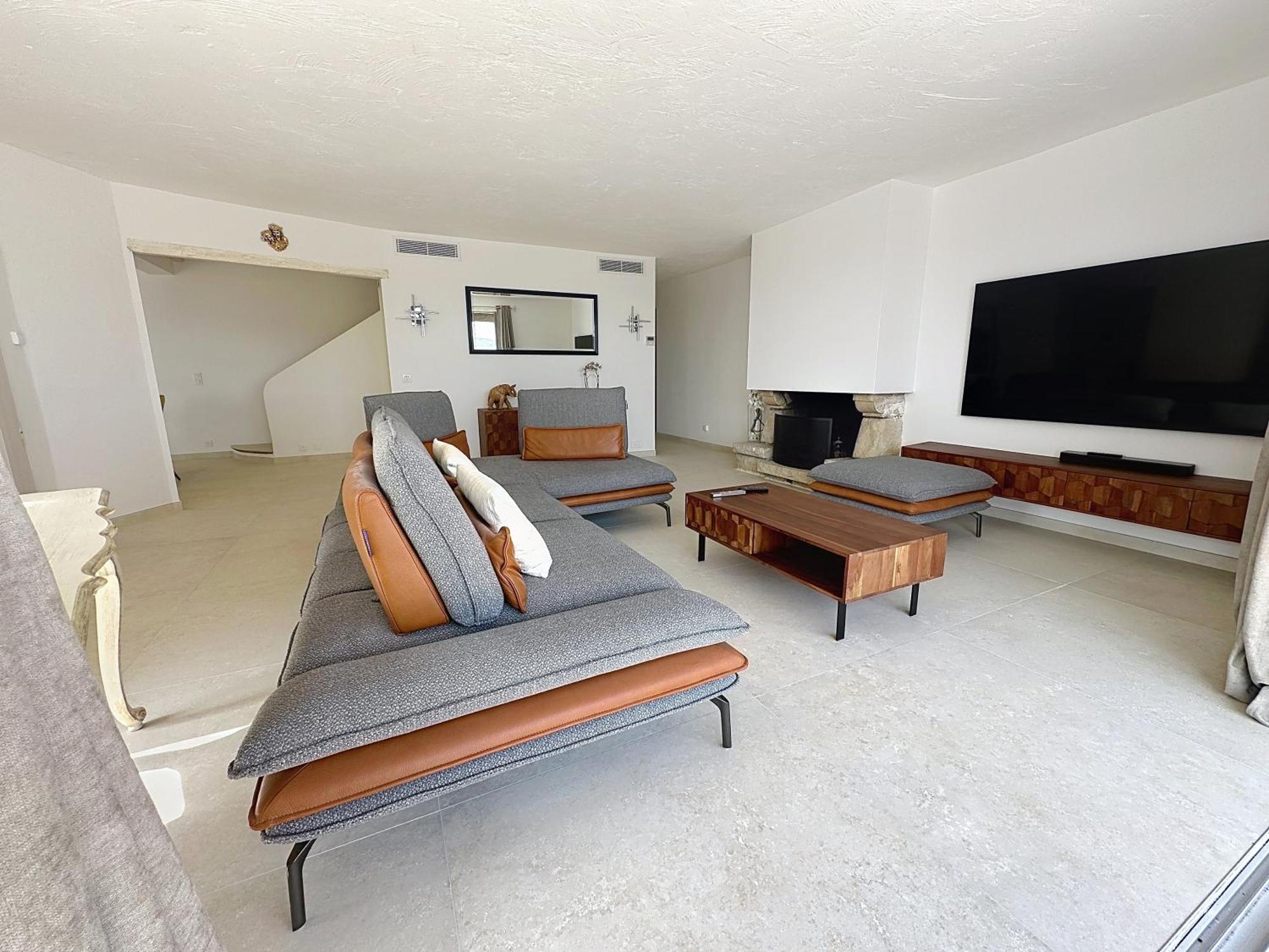 3 Bedrooms Villa Near Cannes - Pool & Jacuzzi - Sea View Mandelieu Kültér fotó