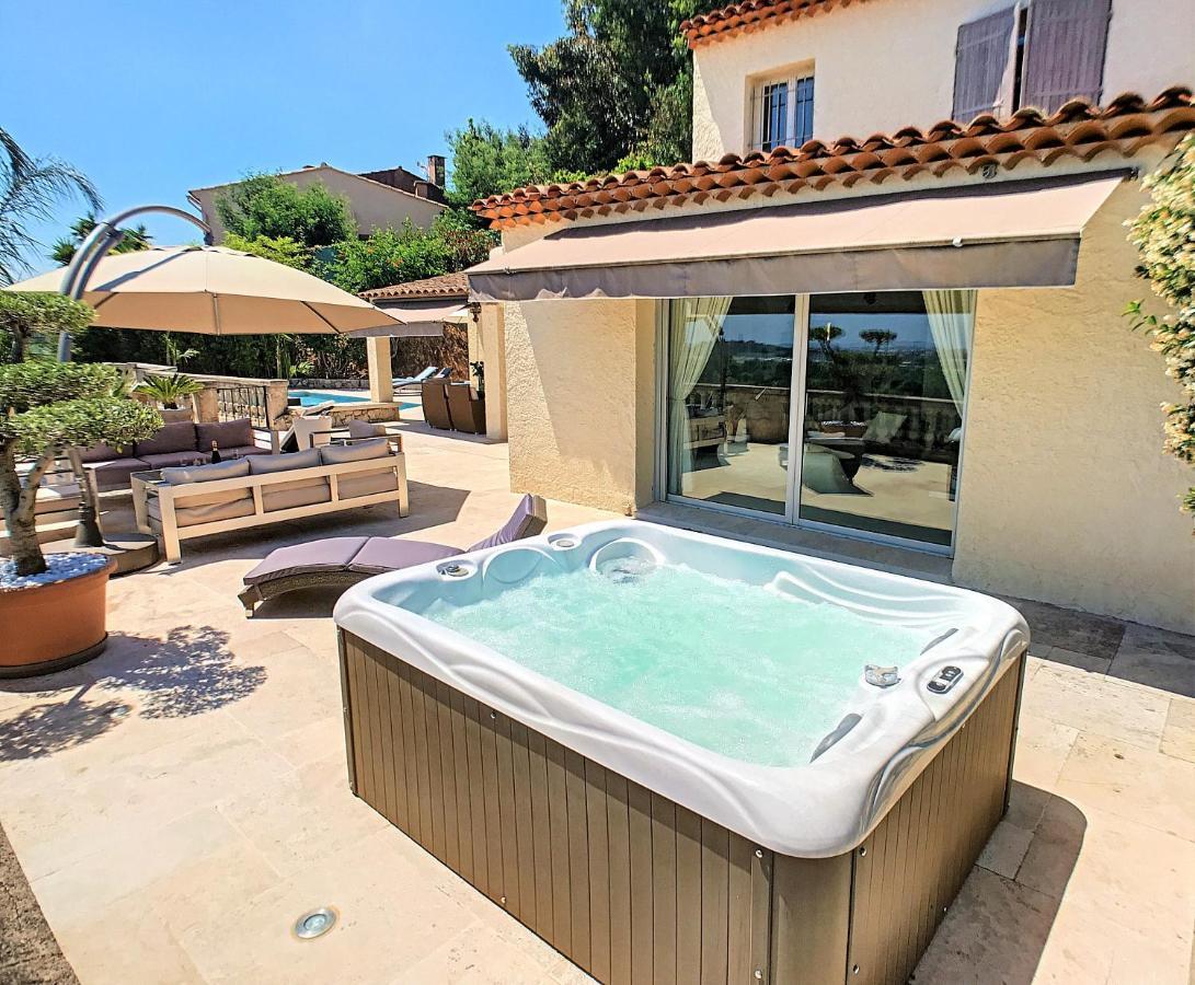 3 Bedrooms Villa Near Cannes - Pool & Jacuzzi - Sea View Mandelieu Kültér fotó