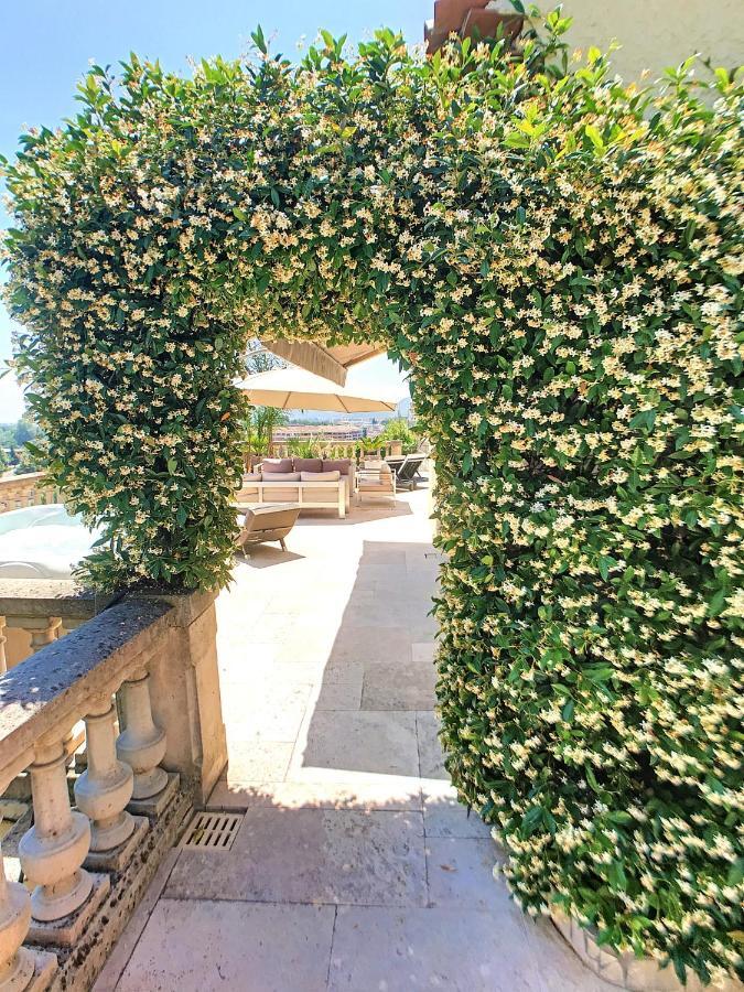 3 Bedrooms Villa Near Cannes - Pool & Jacuzzi - Sea View Mandelieu Kültér fotó