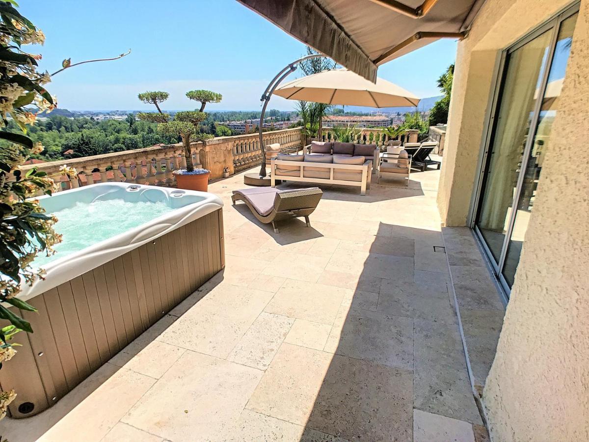 3 Bedrooms Villa Near Cannes - Pool & Jacuzzi - Sea View Mandelieu Kültér fotó
