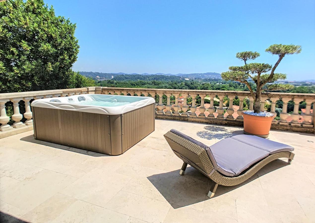3 Bedrooms Villa Near Cannes - Pool & Jacuzzi - Sea View Mandelieu Kültér fotó