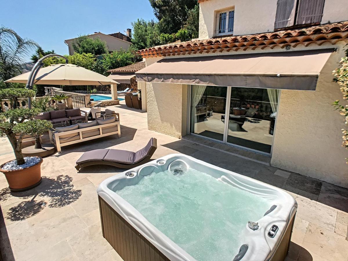 3 Bedrooms Villa Near Cannes - Pool & Jacuzzi - Sea View Mandelieu Kültér fotó